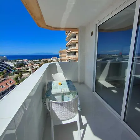 Playa Honda Vista Azul 公寓